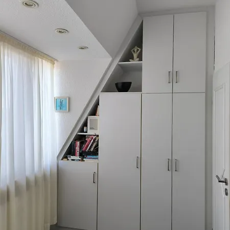 Sonnige Mit Seeblick Appartement Markkleeberg